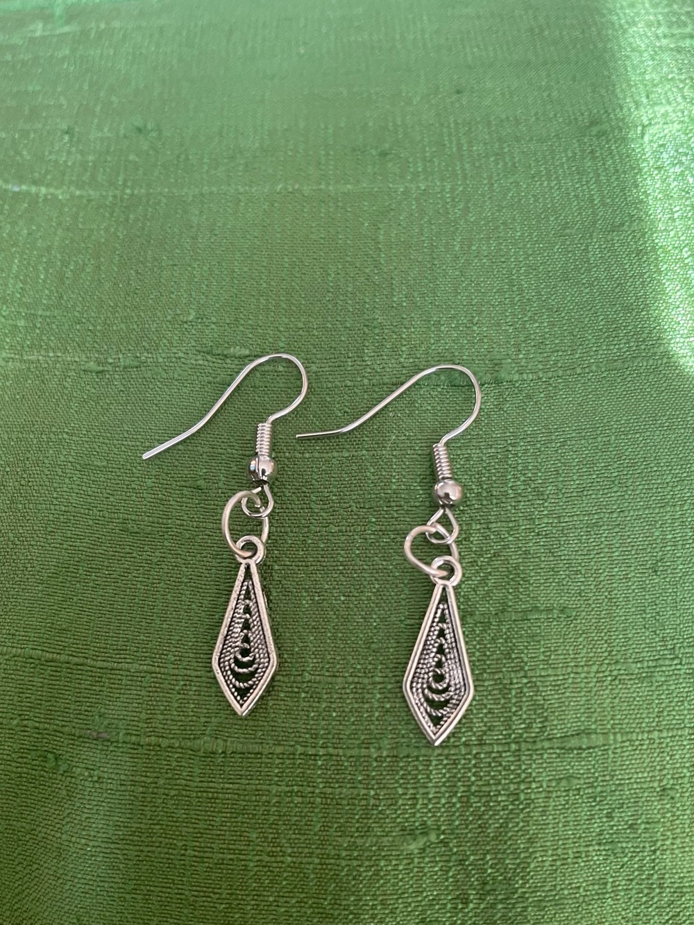 Delicate Silver Geometric Drop Earrings - Picture 1 of 3